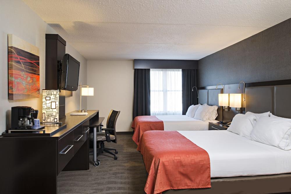 Hotel Express & Boston - By Ihg 3*
