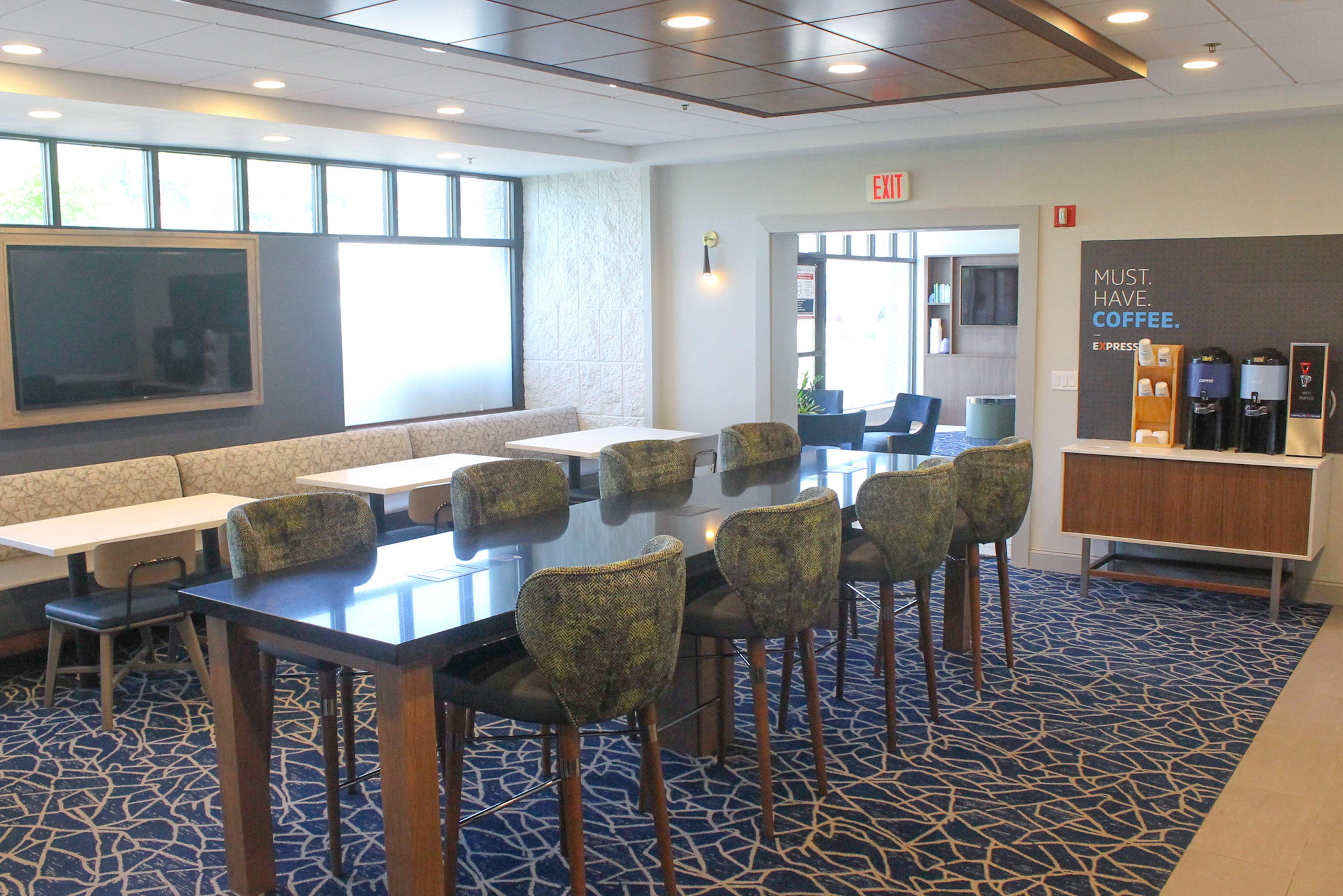 Express & Boston - By Ihg Hotel Cambridge