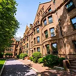 Holiday Inn Express & Suites Boston - Cambridge By Ihg